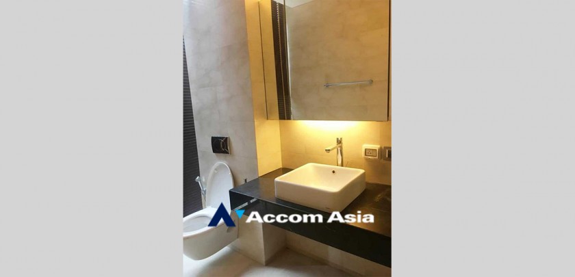 6  1 br Condominium For Rent in Silom ,Bangkok BTS Sala Daeng - MRT Silom at Saladaeng Residences AA33162