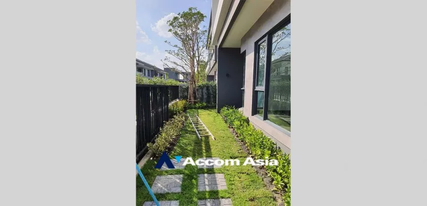  4 Bedrooms  House For Sale in Samutprakan, Samutprakan  (AA33188)