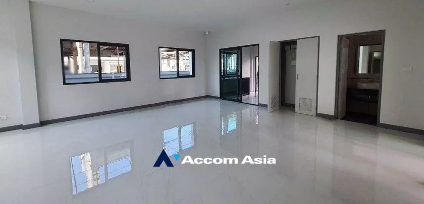 7  4 br House For Sale in Samutprakan ,Samutprakan BTS Bang Na at The City Bangna AA33188