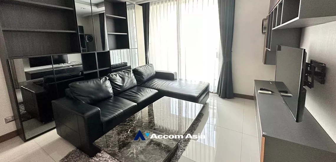  2 Bedrooms  Condominium For Rent in Sukhumvit, Bangkok  near BTS Phrom Phong (AA33238)