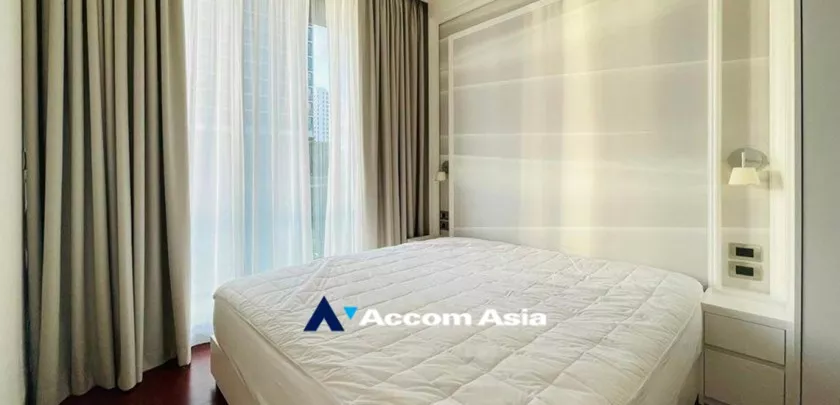  1 Bedroom  Condominium For Sale in Sukhumvit, Bangkok  near BTS Thong Lo (AA33239)