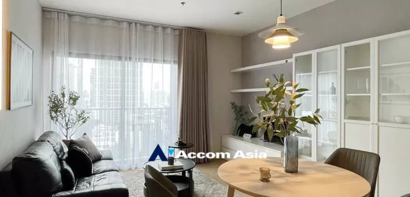  1 Bedroom  Condominium For Rent in Sukhumvit, Bangkok  near BTS Ekkamai (AA33252)