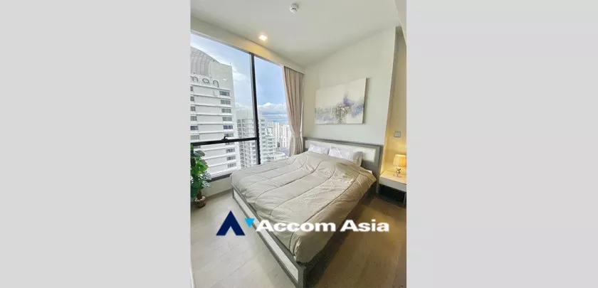  1 Bedroom  Condominium For Sale in Sukhumvit, Bangkok  near BTS Asok - MRT Sukhumvit (AA33266)