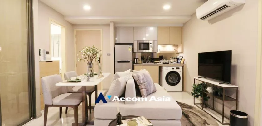  2 Bedrooms  Condominium For Rent in Sukhumvit, Bangkok  near BTS Asok - MRT Sukhumvit (AA33275)