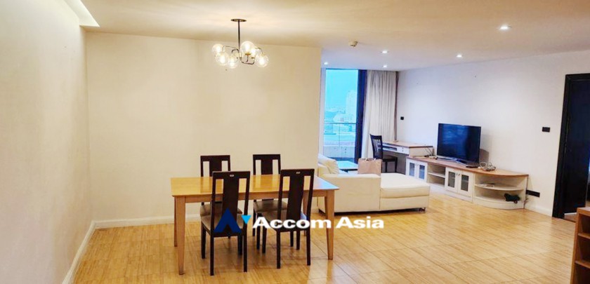  3 Bedrooms  Condominium For Rent in Sukhumvit, Bangkok  near BTS Phrom Phong (AA33315)