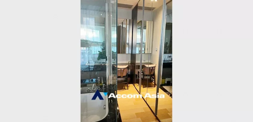  1  1 br Condominium For Rent in Silom ,Bangkok MRT Lumphini at Saladaeng One AA33321