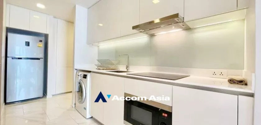  2 Bedrooms  Condominium For Rent in Sukhumvit, Bangkok  near BTS Nana (AA33326)