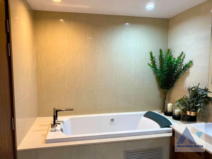 9  2 br Condominium for rent and sale in Sathorn ,Bangkok BTS Chong Nonsi at The Hudson Sathorn 7 AA33392