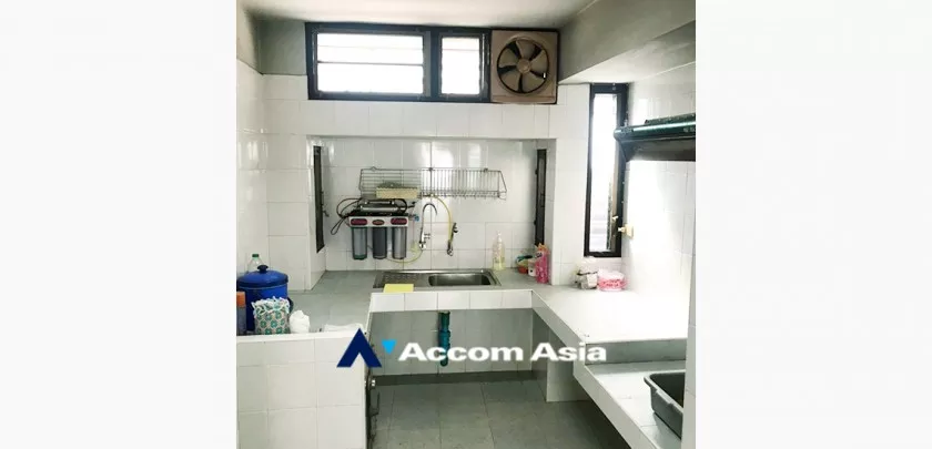 4  4 br House for rent and sale in dusit ,Bangkok  AA33401