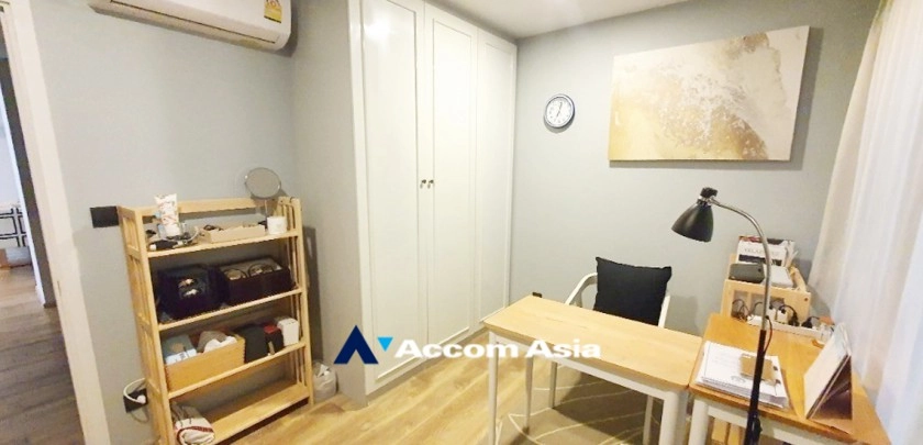 Pet friendly |  2 Bedrooms  Condominium For Sale in Sathorn, Bangkok  near MRT Khlong Toei (AA33459)