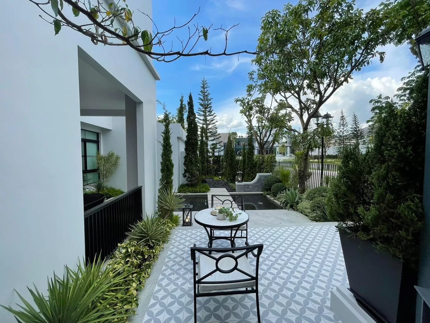 11  5 br House For Sale in Pattanakarn ,Bangkok ARL Ban Thap Chang at Exclusive Village AA33468