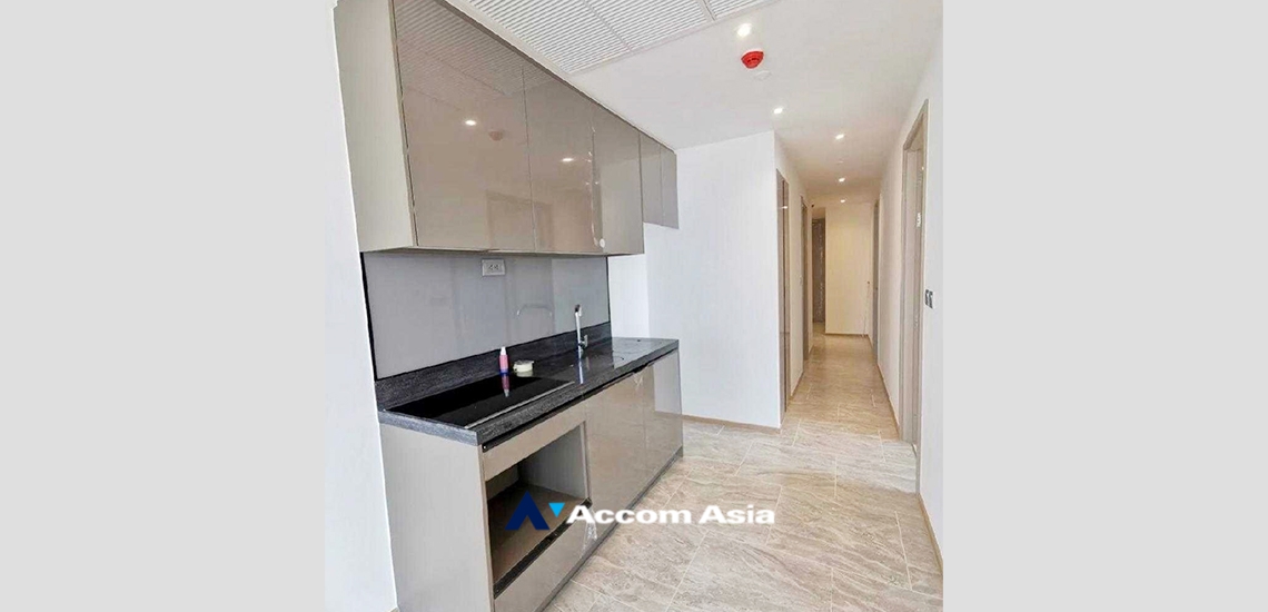  2 Bedrooms  Condominium For Rent & Sale in Ratchadaphisek, Bangkok  near MRT Rama 9 (AA33549)