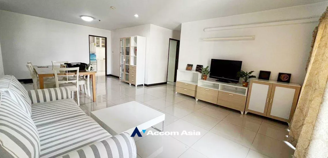  3 Bedrooms  Condominium For Rent in Sukhumvit, Bangkok  near BTS Thong Lo (AA33556)