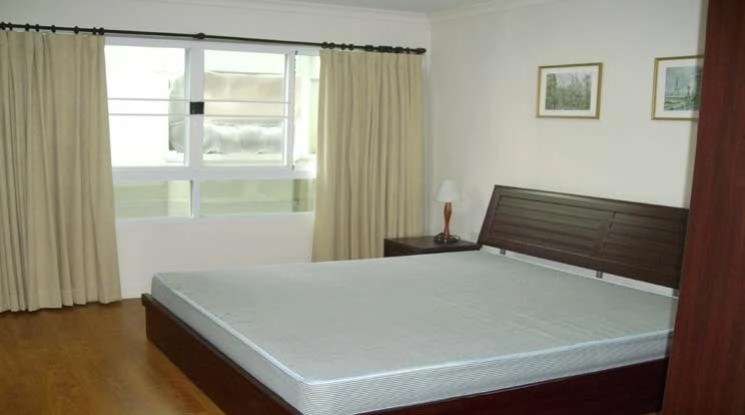  2 Bedrooms  Condominium For Rent & Sale in Sukhumvit, Bangkok  near BTS Phrom Phong (24776)