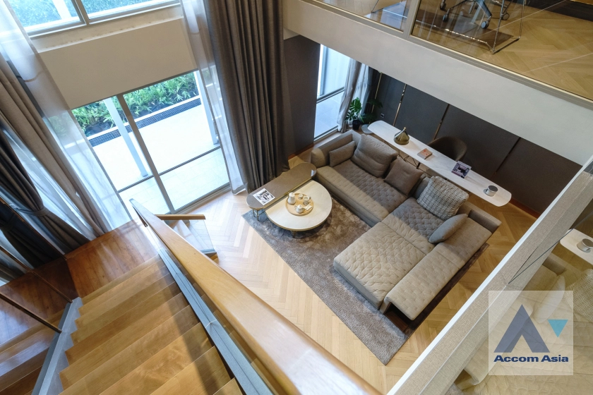 Duplex Condo |  2 Bedrooms  Condominium For Sale in Sukhumvit, Bangkok  near BTS Phrom Phong (AA33609)