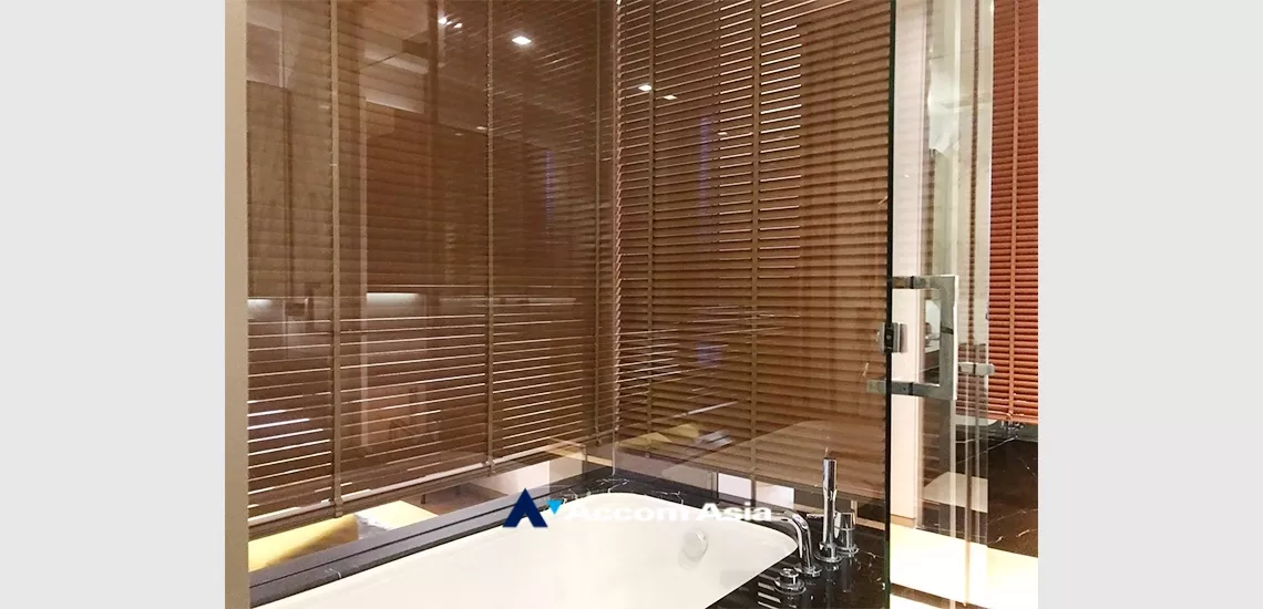 6  1 br Condominium For Rent in Silom ,Bangkok MRT Lumphini at Saladaeng One AA33649