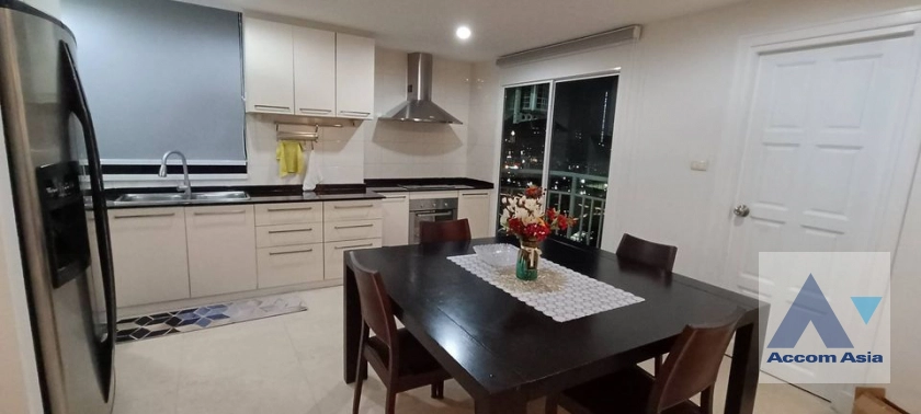 6  2 br Condominium For Rent in Sukhumvit ,Bangkok BTS Nana at Lake Green AA33671