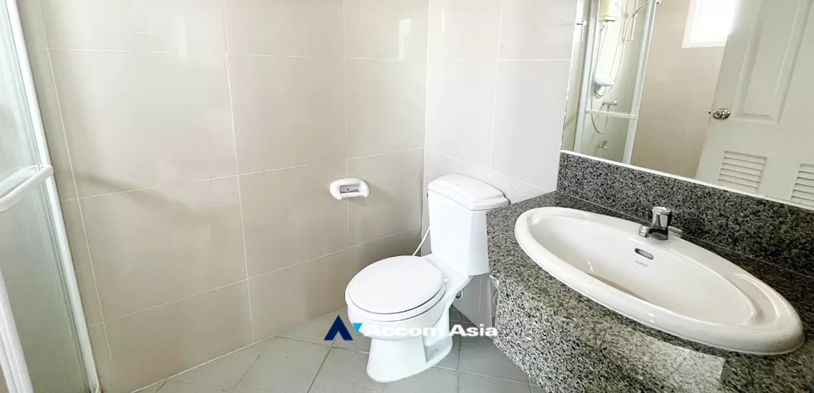 6  2 br Condominium For Rent in Bangna ,Bangkok  at Baanruenrom Bangna AA33676