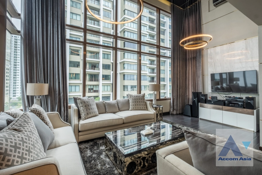 Duplex Condo |  1 Bedroom  Condominium For Rent & Sale in Sukhumvit, Bangkok  near BTS Phrom Phong (AA33713)