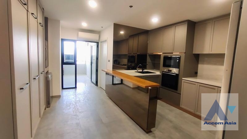 6  3 br Condominium For Rent in Sukhumvit ,Bangkok BTS Nana at Kallista Mansion AA33800