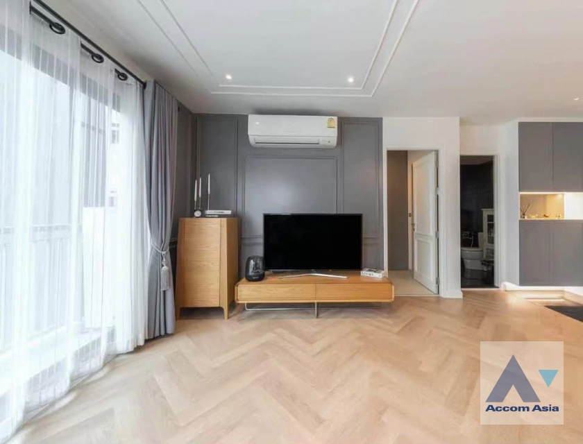  1  2 br Condominium For Sale in Sukhumvit ,Bangkok BTS Thong Lo at Rhythm Sukhumvit 36-38 AA33874