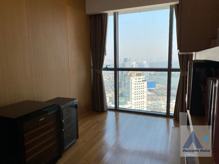 9  2 br Condominium For Sale in Sathorn ,Bangkok BRT Wat Dan at The Pano AA33891