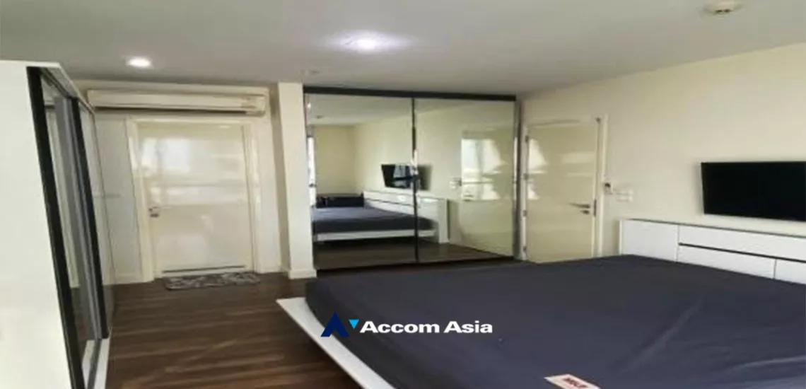 6  2 br Condominium For Sale in Sukhumvit ,Bangkok BTS Punnawithi at The Room Sukhumvit 62 AA33905