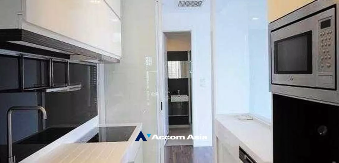 5  2 br Condominium For Sale in Sukhumvit ,Bangkok BTS Punnawithi at The Room Sukhumvit 62 AA33905