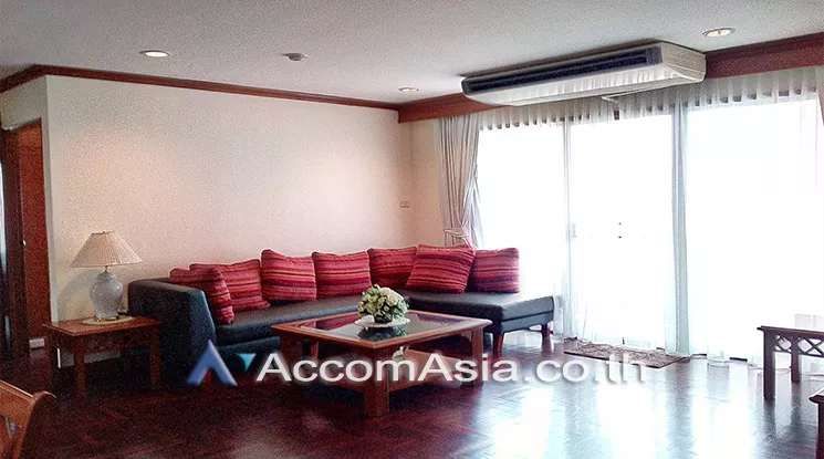  3 Bedrooms  Condominium For Rent in Sukhumvit, Bangkok  near BTS Phrom Phong (24814)