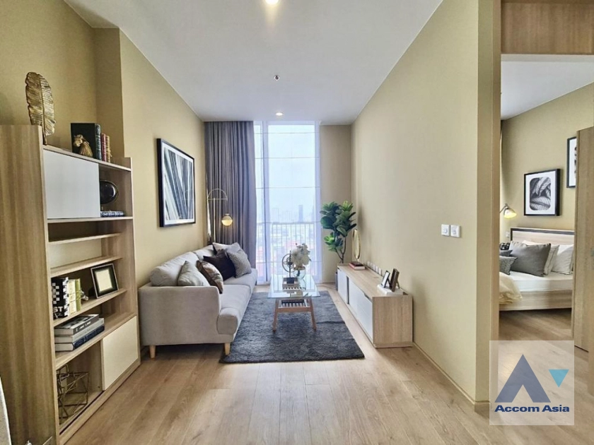  2 Bedrooms  Condominium For Rent & Sale in Sukhumvit, Bangkok  near BTS Asok - MRT Sukhumvit (AA33964)