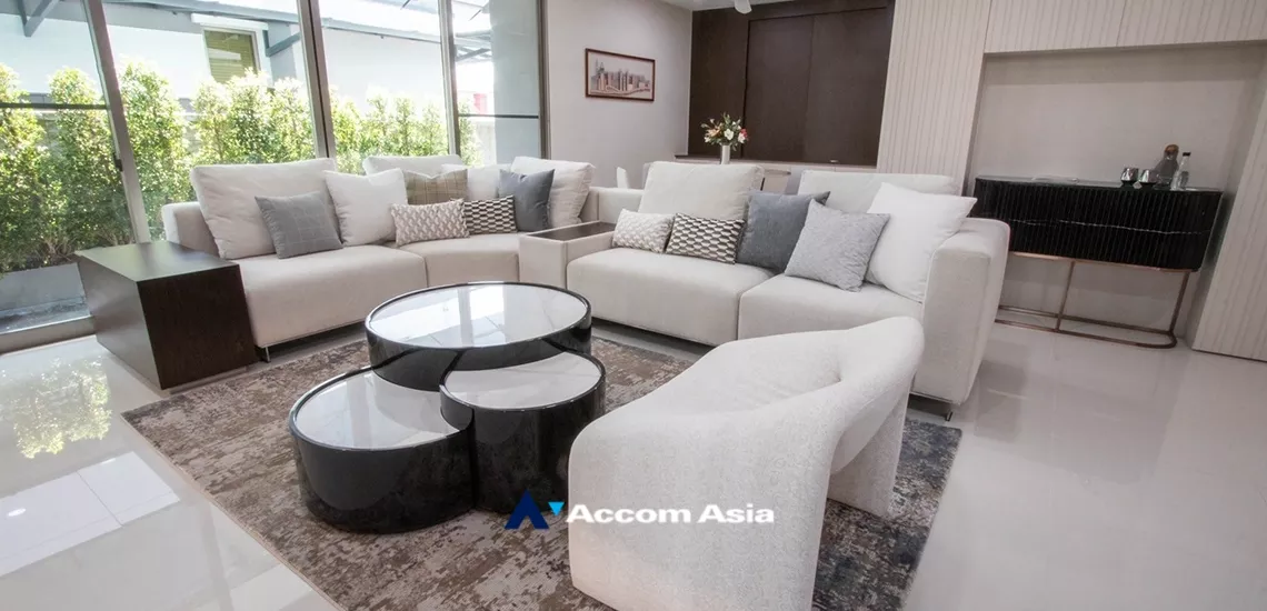  1  3 br House For Sale in Pattanakarn ,Bangkok ARL Ban Thap Chang at Nirvana Beyond AA33977