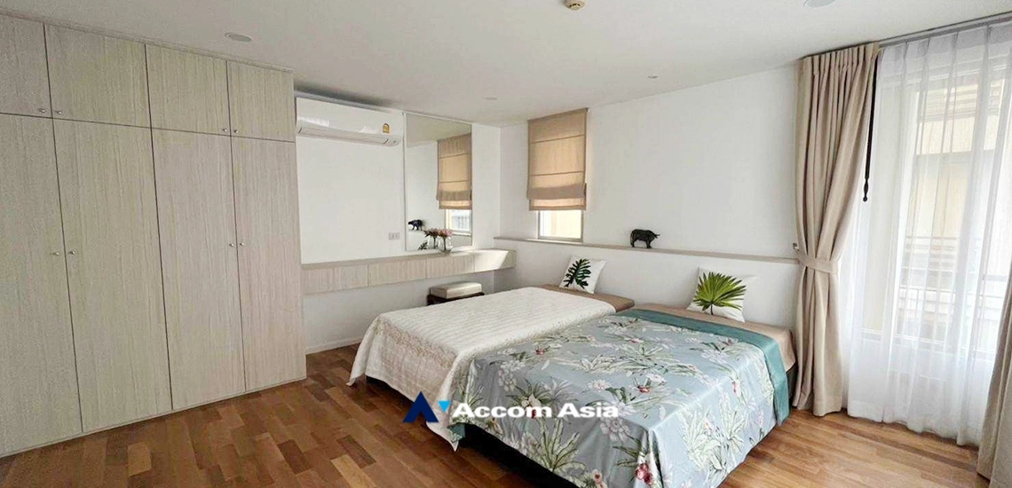  1  3 br Apartment For Rent in Sukhumvit ,Bangkok BTS Thong Lo at Modern spacious residence AA33989