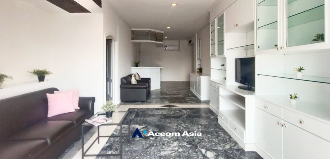 Pet friendly |  2 Bedrooms  Condominium For Rent in Sukhumvit, Bangkok  near BTS Thong Lo (AA34015)