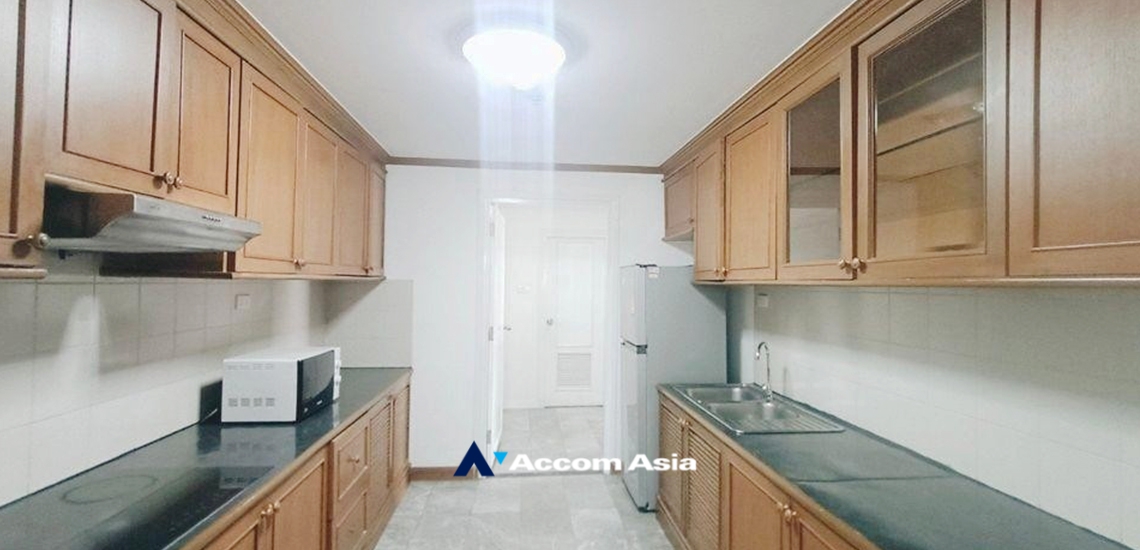 Pet friendly |  2 Bedrooms  Condominium For Rent in Sukhumvit, Bangkok  near BTS Thong Lo (AA34086)