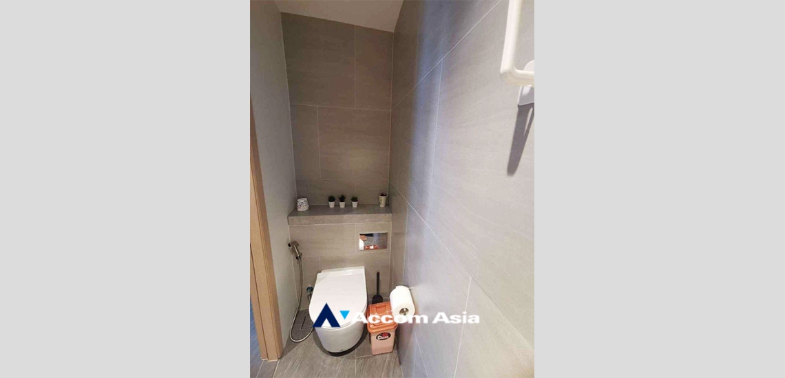 11  2 br Condominium For Rent in Silom ,Bangkok BTS Surasak at The Lofts Silom AA34176