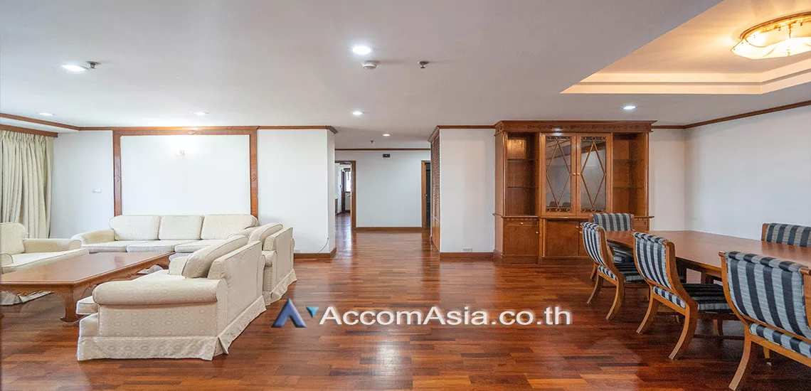 Pet friendly |  2 Bedrooms  Apartment For Rent in Sukhumvit, Bangkok  near BTS Nana - MRT Sukhumvit (2025201)