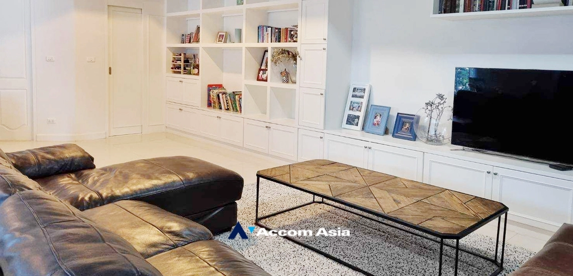  1  3 br Condominium For Sale in Sukhumvit ,Bangkok BTS Thong Lo at La Vie En Rose Place AA34310