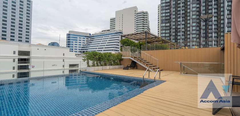  2 Bedrooms  Apartment For Rent in Sukhumvit, Bangkok  near BTS Asok - MRT Sukhumvit (AA34400)