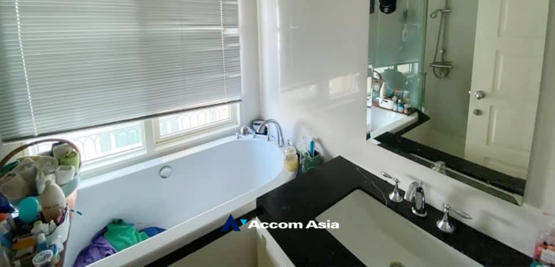 8  2 br Condominium For Sale in Sukhumvit ,Bangkok BTS Phrom Phong at Royce Private Residences AA34409