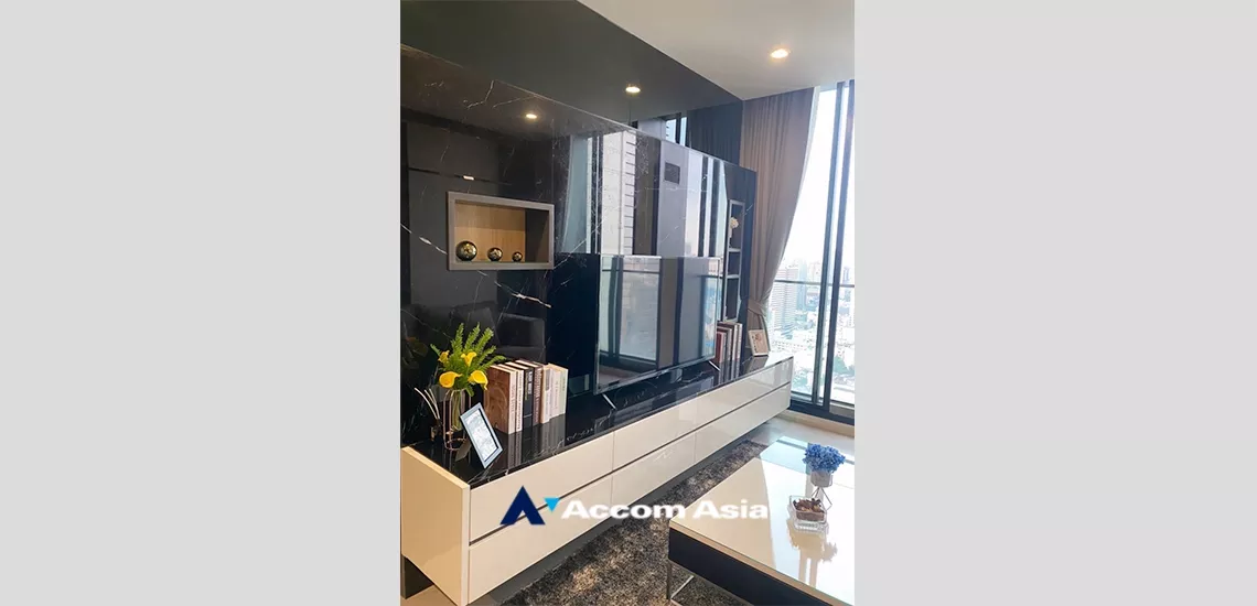  1  1 br Condominium For Sale in Ploenchit ,Bangkok BTS Ploenchit at Noble Ploenchit AA34427