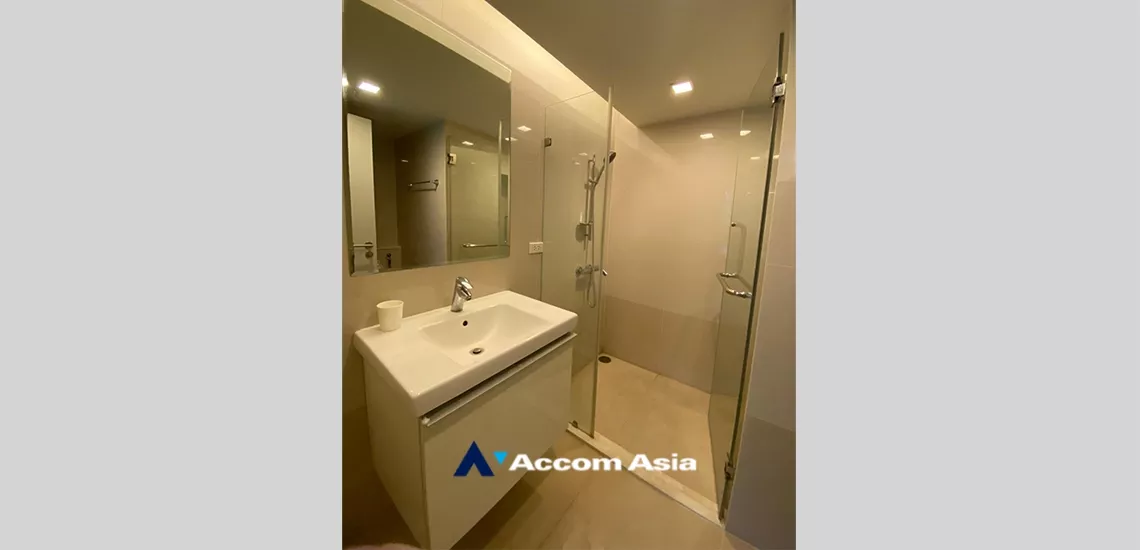 5  1 br Condominium for rent and sale in Sukhumvit ,Bangkok BTS Ploenchit at Focus Ploenchit AA34437