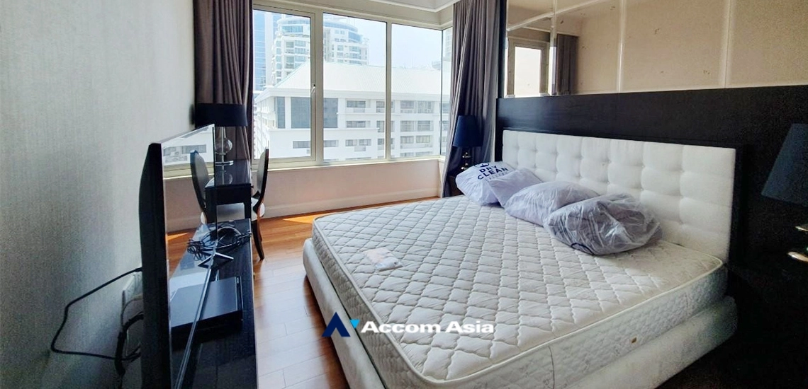 11  2 br Condominium For Rent in Ploenchit ,Bangkok BTS Chitlom at Q Langsuan  AA34457