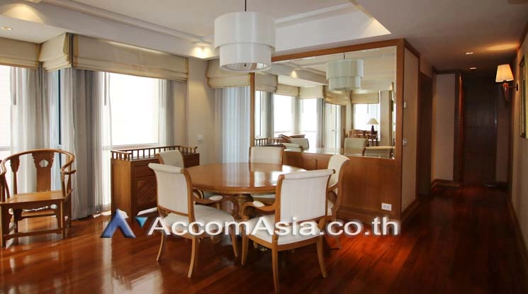  2 Bedrooms  Condominium For Rent & Sale in Ploenchit, Bangkok  near BTS Chitlom (24867)