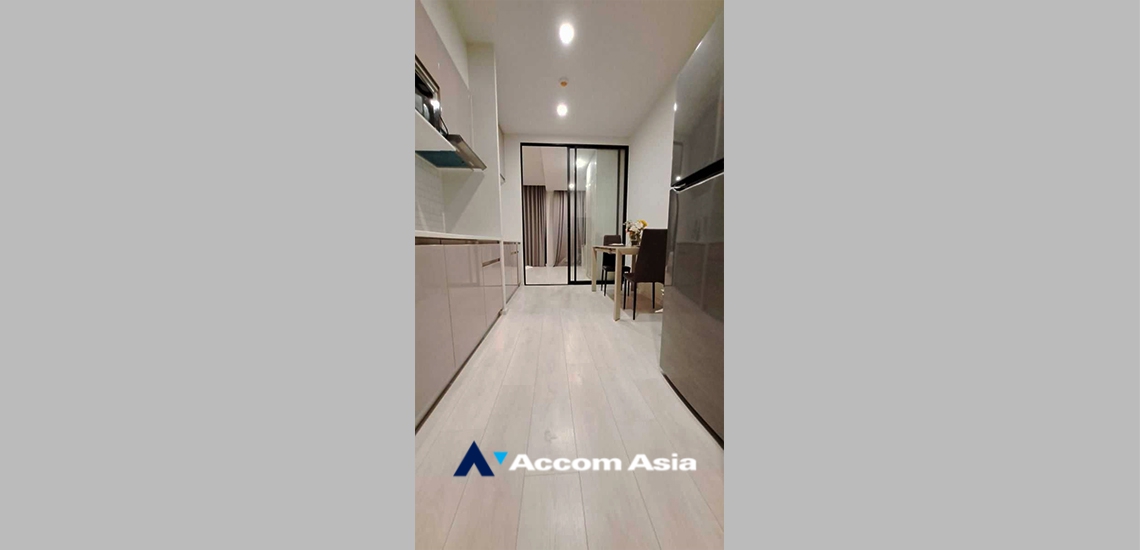  1 Bedroom  Condominium For Rent & Sale in Ploenchit, Bangkok  near BTS Ploenchit (AA34506)