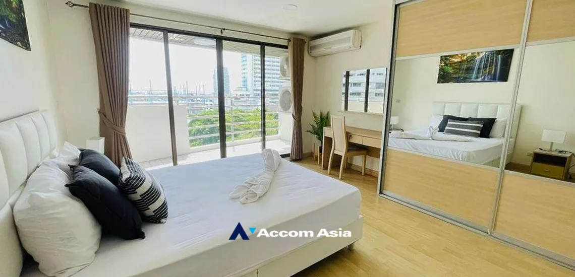  1  2 br Condominium For Sale in Pattanakarn ,Bangkok ARL Hua Mak at Floraville AA34528