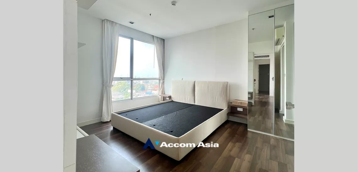 6  2 br Condominium For Sale in Dusit ,Bangkok BTS Pho Nimit at The room Sathorn Taksin AA34543