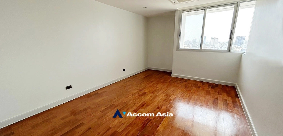 9  4 br Condominium For Rent in Sukhumvit ,Bangkok BTS Ekkamai at La Cascade AA34667