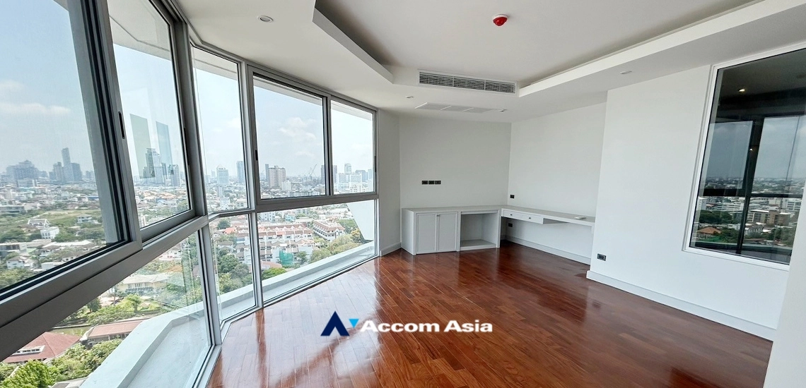 7  4 br Condominium For Rent in Sukhumvit ,Bangkok BTS Ekkamai at La Cascade AA34667