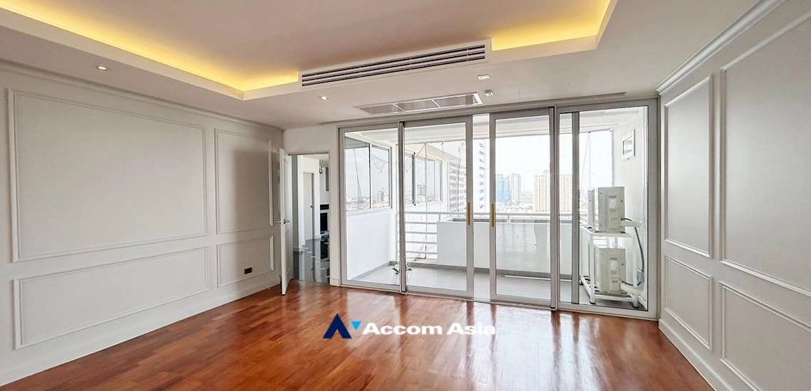 4  4 br Condominium For Rent in Sukhumvit ,Bangkok BTS Ekkamai at La Cascade AA34667