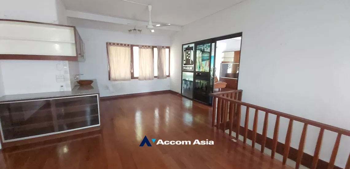 7  5 br House For Rent in sukhumvit ,Bangkok BTS Thong Lo AA34724